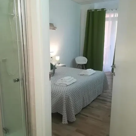 Bed & Breakfast B.house 3*