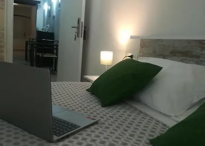 B.house Bed and Breakfast 3*