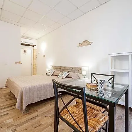 B House 3* Κάλιαρι