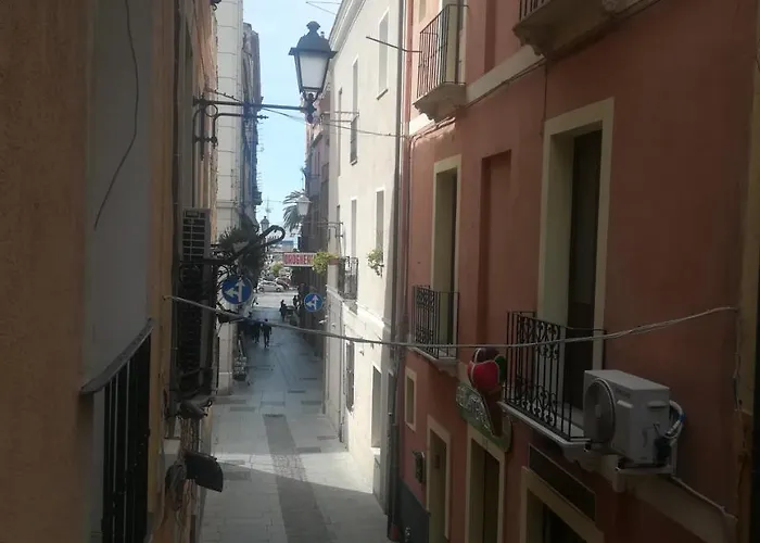 Bed & Breakfast B.house Cagliari